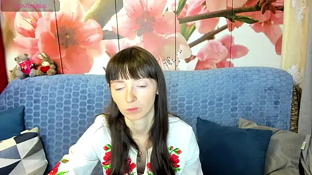TayanaJons online show from May 2026 07:06:01 AM