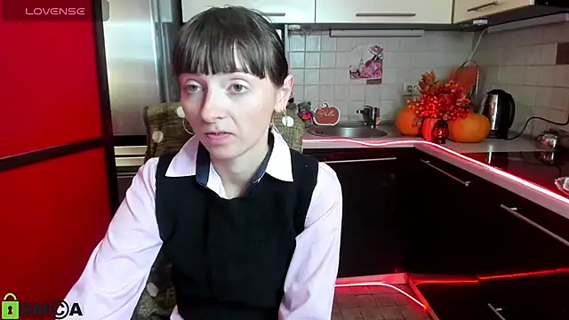 Snapshot of TayanaJons chatting on October 2025 07:07:02 AM TayanaJons online show from October 2025 07:07:02 AM