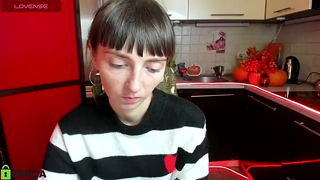 Snapshot of TayanaJons chatting on November 2025 07:56:01 AM TayanaJons online show from November 2025 07:56:01 AM