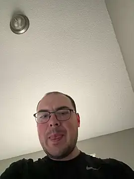 Snapshot of zman237 chatting on January 2025 08:12:01 PM zman237 online show from January 2025 08:12:01 PM