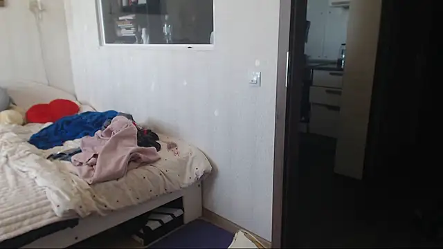 Snapshot of amanda_kiss_kiss chatting on July 2026 12:35:02 PM amanda kiss kiss online show from July 2026 12:35:02 PM