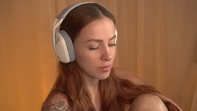 Poni DII online show from December 2025 10:21:01 AM