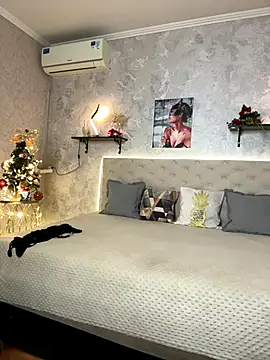 StripBianka online show from December 2025 07:55:02 AM