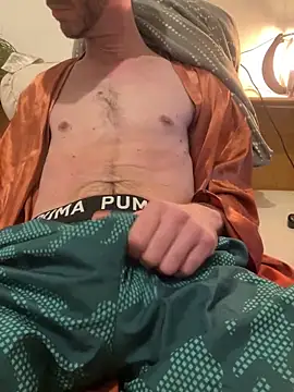 Snapshot of Mrbighardcock chatting on January 2025 12:36:02 PM Mrbighardcock online show from January 2025 12:36:02 PM