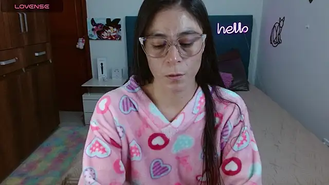Snapshot of antonella_sweet33 chatting on June 2026 10:32:01 PM antonella sweet33 online show from June 2026 10:32:01 PM