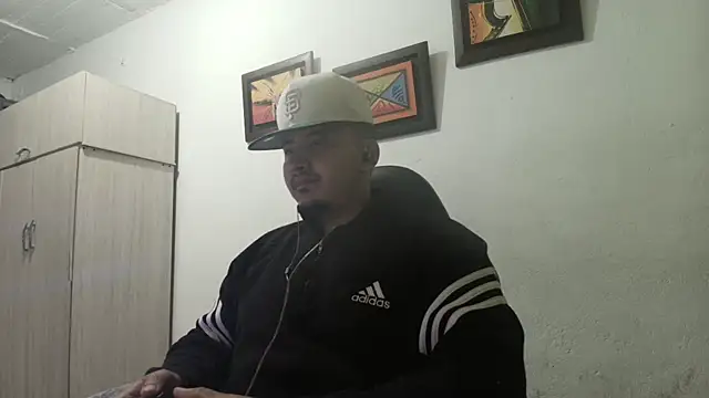 myke andrade online show from October 2025 04:02:02 AM