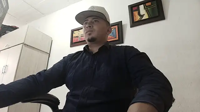 myke andrade online show from October 2025 08:43:01 PM