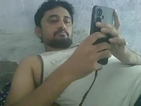 Snapshot of Rocobodymassager chatting on May 2026 04:22:01 AM Rocobodymassager online show from May 2026 04:22:01 AM