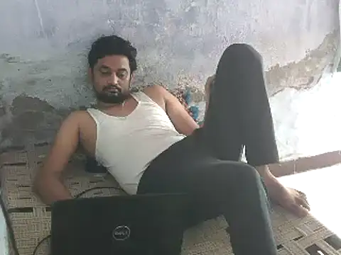 Snapshot of Rocobodymassager chatting on May 2026 04:45:02 AM Rocobodymassager online show from May 2026 04:45:02 AM
