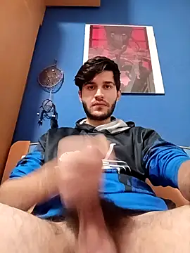 Snapshot of Esti02 chatting on November 2025 09:07:01 PM Esti02 online show from November 2025 09:07:01 PM