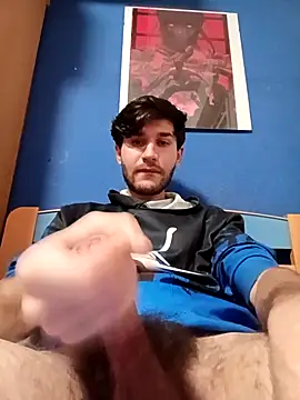 Esti02 online show from February 2026 06:52:02 PM