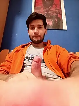 Esti02 online show from January 2026 01:33:01 AM