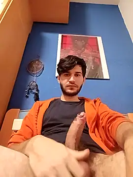 Snapshot of Esti02 chatting on November 2025 07:58:01 PM Esti02 online show from November 2025 07:58:01 PM