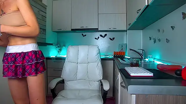 Snapshot of Skinny_Nally chatting on November 2025 01:32:02 AM Skinny Nally online show from November 2025 01:32:02 AM