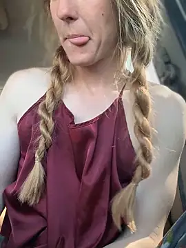 GoldenFlameGoddess online show from March 2026 07:37:02 PM