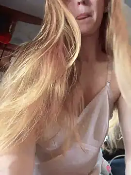 GoldenFlameGoddess online show from March 2025 06:01:02 PM