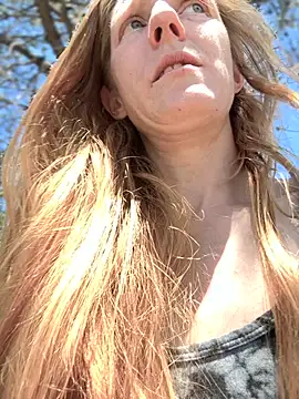 Snapshot of GoldenFlameGoddess chatting on June 2026 06:50:01 PM GoldenFlameGoddess online show from June 2026 06:50:01 PM