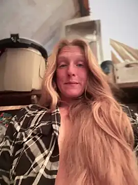 Snapshot of GoldenFlameGoddess chatting on June 2026 03:56:01 PM GoldenFlameGoddess online show from June 2026 03:56:01 PM
