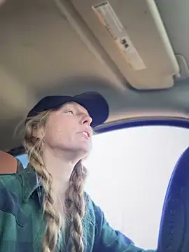 GoldenFlameGoddess online show from March 2026 05:03:02 PM