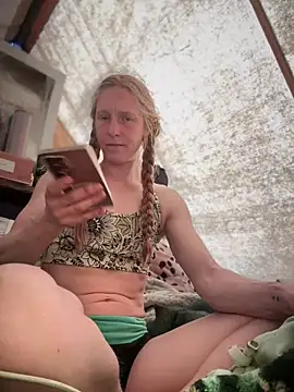 GoldenFlameGoddess online show from April 2026 03:27:01 PM