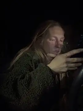 GoldenFlameGoddess online show from November 2025 03:28:02 AM