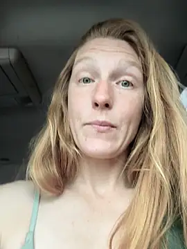 Snapshot of GoldenFlameGoddess chatting on March 2026 04:15:01 PM GoldenFlameGoddess online show from March 2026 04:15:01 PM