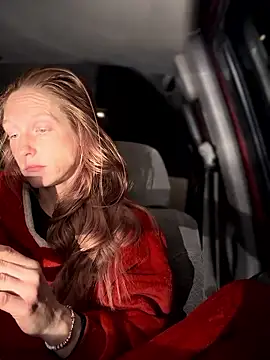 Snapshot of GoldenFlameGoddess chatting on January 2026 02:01:01 PM GoldenFlameGoddess online show from January 2026 02:01:01 PM