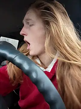 Snapshot of GoldenFlameGoddess chatting on December 2025 04:09:01 PM GoldenFlameGoddess online show from December 2025 04:09:01 PM