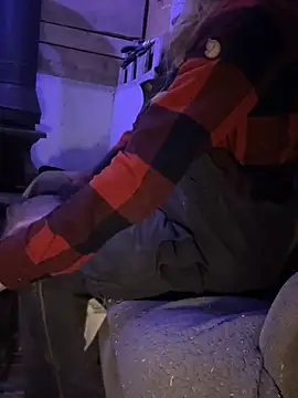 Snapshot of GoldenFlameGoddess chatting on March 2026 05:18:02 AM GoldenFlameGoddess online show from March 2026 05:18:02 AM