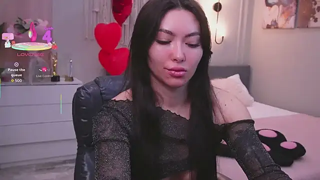 Molly Jons online show from March 2026 01:06:01 AM