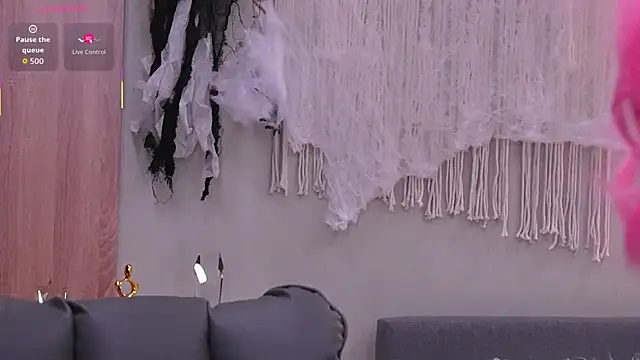 Molly Jons online show from October 2025 01:06:02 AM