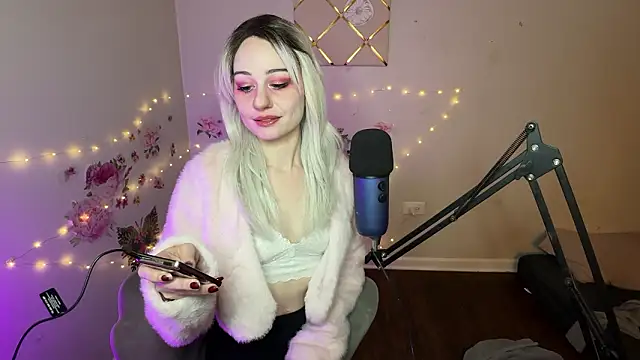 Starr1123 online show from February 2026 04:07:01 AM