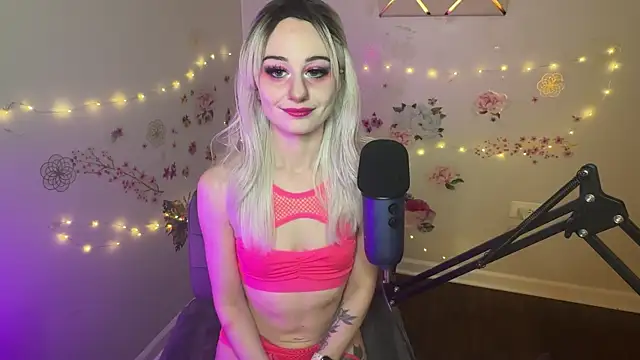 Starr1123 online show from April 2026 03:31:01 AM