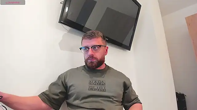 Findom guy online show from February 2026 12:11:01 AM