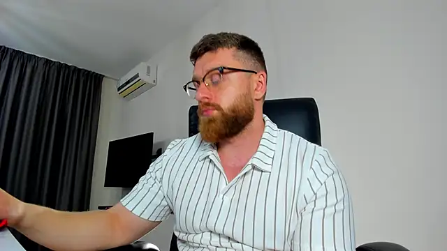 Findom guy online show from May 2026 06:22:01 PM