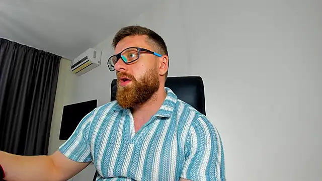 Findom guy online show from May 2026 06:22:02 PM