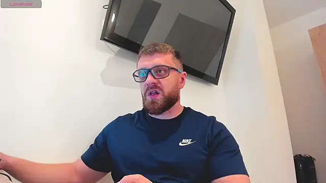 Findom guy online show from February 2026 09:39:02 PM