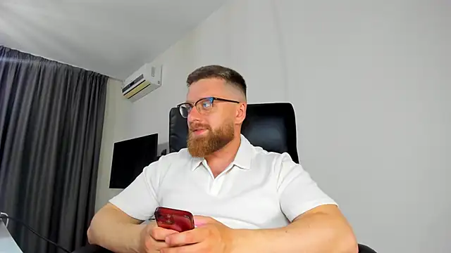 Findom guy online show from April 2026 06:27:02 PM