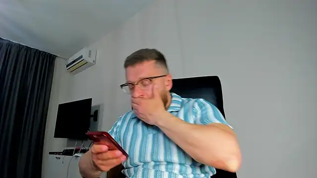 Findom guy online show from April 2026 05:30:01 PM