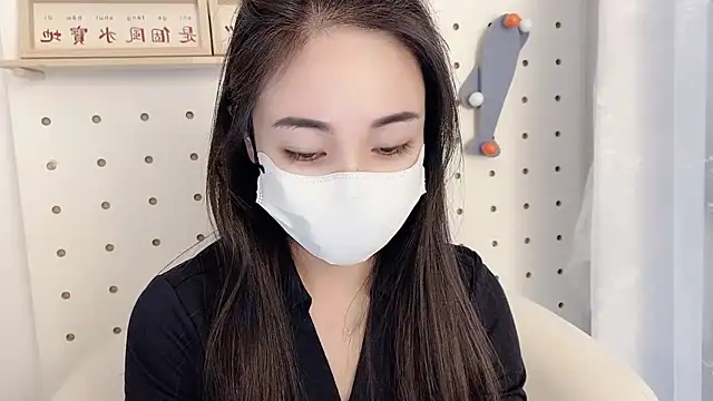 MIa59 online show from November 2025 01:39:01 AM