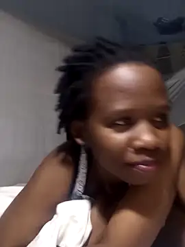 Queentesi online show from March 2025 11:05:01 AM