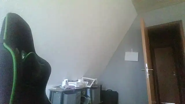 Snapshot of Golffahrer1982 chatting on November 2025 09:24:02 AM Golffahrer1982 online show from November 2025 09:24:02 AM