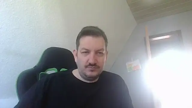 Golffahrer1982 online show from March 2026 09:35:01 AM