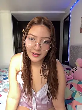 Zoe Lennoxx online show from September 2025 09:30:01 PM