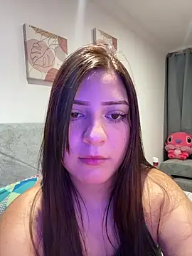 Zoe Lennoxx online show from June 2026 11:32:02 PM