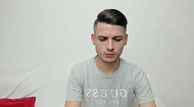 Snapshot of andboyfor6 chatting on December 2024 07:28:01 PM andboyfor6 online show from December 2024 07:28:01 PM