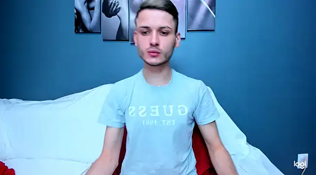 Snapshot of andboyfor6 chatting on January 2025 09:33:02 AM andboyfor6 online show from January 2025 09:33:02 AM