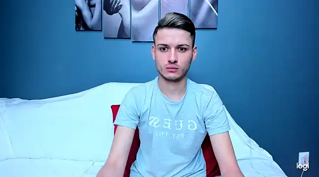 Snapshot of andboyfor6 chatting on January 2025 08:09:01 AM andboyfor6 online show from January 2025 08:09:01 AM