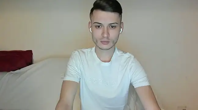 Snapshot of andboyfor6 chatting on December 2024 12:08:01 PM andboyfor6 online show from December 2024 12:08:01 PM