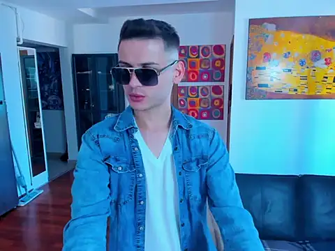 andboyfor6 online show from May 2026 12:31:01 PM
